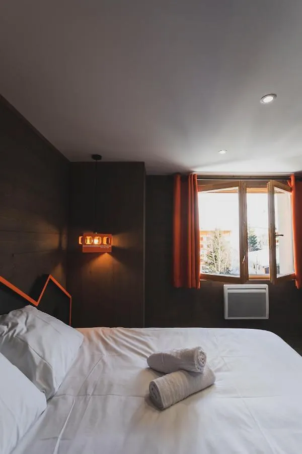 Hotel Base Camp Lodge - Les 2 Alpes 莱德萨阿尔卑斯 3*,  法国