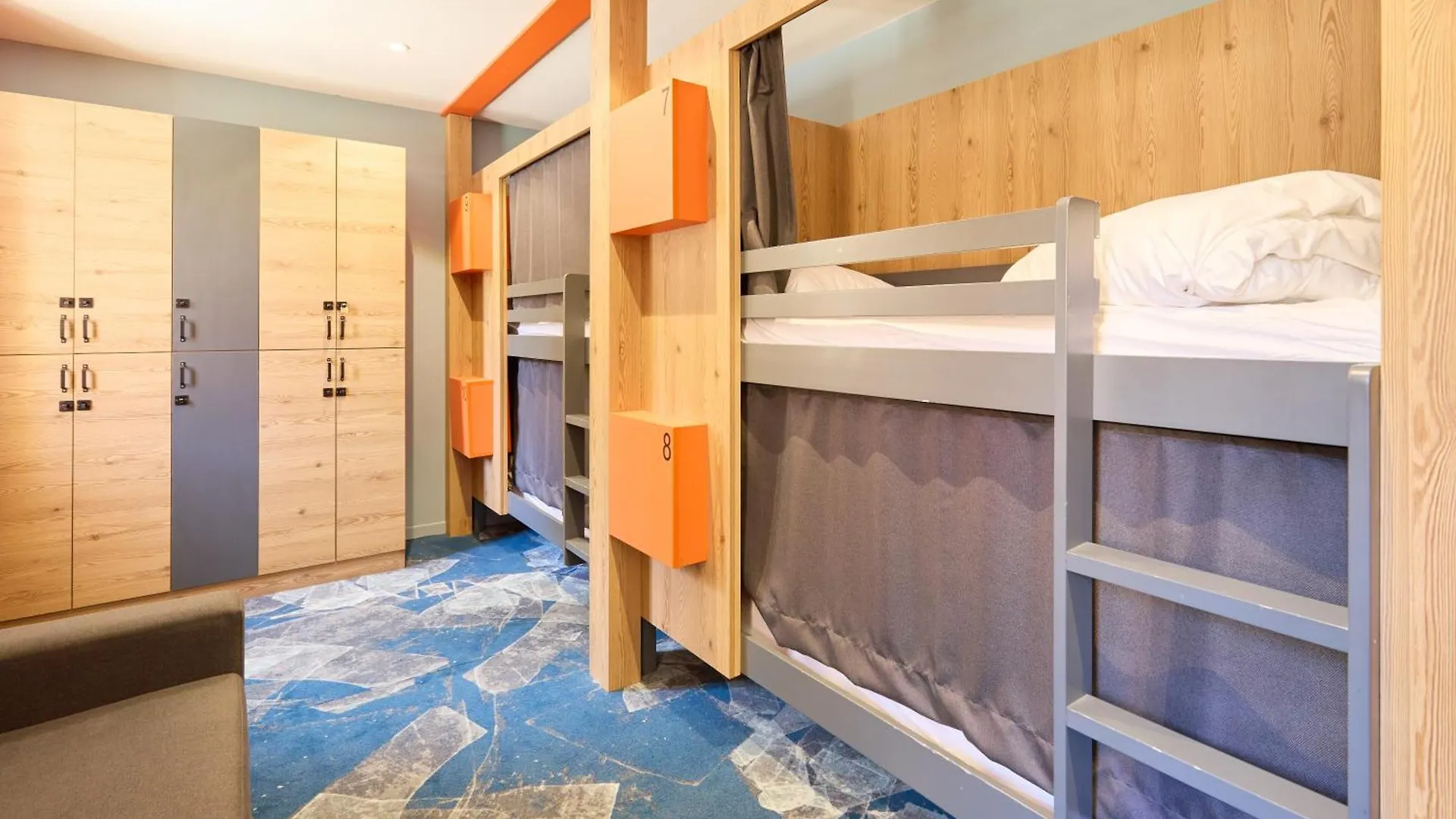 Hotel Base Camp Lodge - Les 2 Alpes 莱德萨阿尔卑斯
