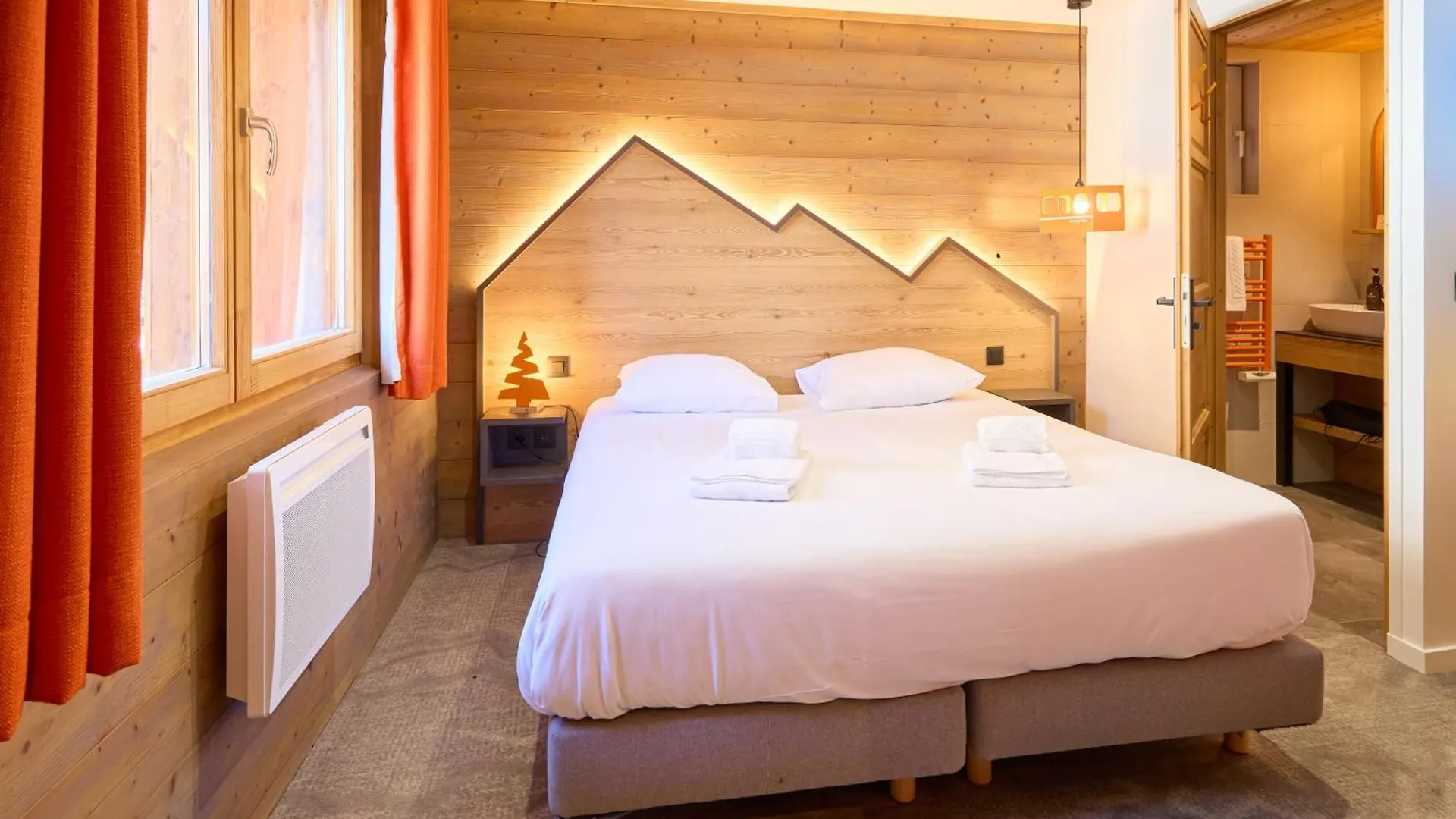 Hotel Base Camp Lodge - Les 2 Alpes 莱德萨阿尔卑斯 3*,  法国